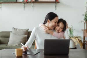 Online Parenting Coach – A Modern Approach to Raising Confident and Resilient Kids
